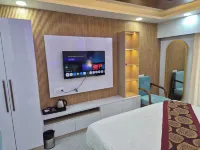 온리스테이 차르 담 이사퍼 카더 호텔