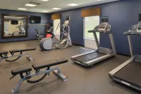 Hampton Inn & Suites Ocala - Phòng tập thể hình