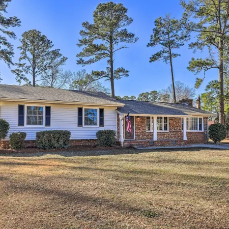 Family-Friendly New Bern Home w/ Backyard!