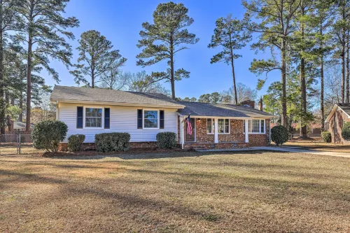 Family-Friendly New Bern Home with Backyard!