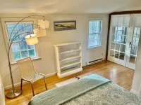 Walk to Beach/Close to Town and Restaurants, 3-bedroom house in Brewster with AC