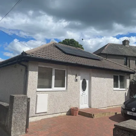 Cute Cottage Central Bathgate