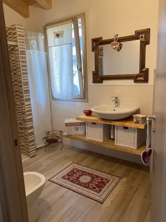 2 Bedroom Private vacation home in Legnaro Отели в г. Леньяро