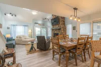 3 Bedroom 3 Bath Smith Mountain Lake Townhome