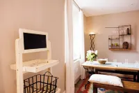 Newly renovated apartment in the middle of the village - dog friendly