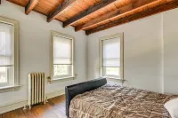 Spacious 5-bedroom house with WiFi and AC in charming Bucks County PA