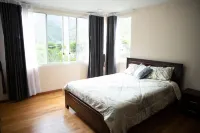 Beautiful house by the mountains 5 min from Town Các khách sạn gần Pailon del Diablo (Devil's Cauldron)