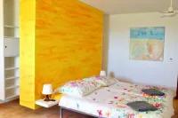 15 minutes to the sea, your vacation paradise in the middle of an olive grove! Các khách sạn ở Tortosa