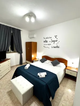 Villa gardenia beachfront Отели рядом с достопримечательностью «Basilica di Santa Maria Maggiore»