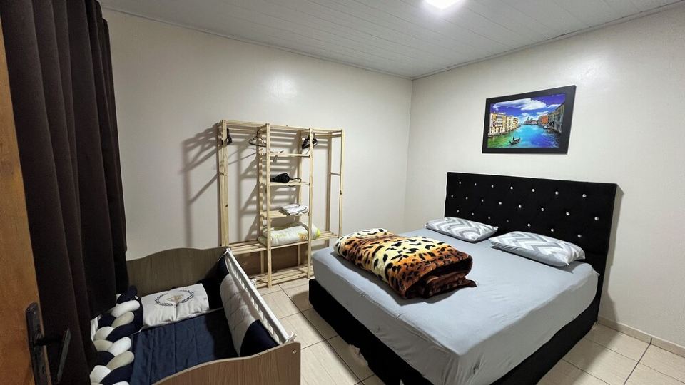 Locks Inn, Cascavel, Paraná - 02