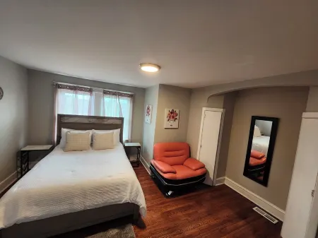 Charming 3-bedroom house in serene Upper Darby with AC, WiFi and mor