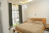 Chateau De Addis- Luxurious - 2b/2ba