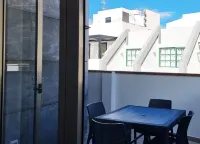 Costa Azul - Penthouse Left 波多·納奧斯住宿飯店