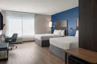 Tru by Hilton Kearney Hotels in Collins