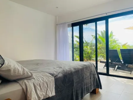 Charming 3-bedroom villa in fabulous Puerto Carrillo with WiFi, AC