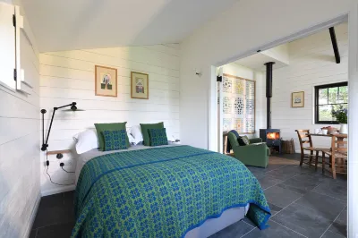 Coastal Walden Lodge  호텔