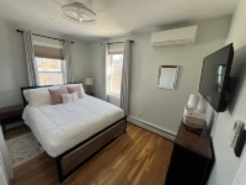 Beautiful 3BR+Office+Parking+Backyard near Boston-Cambridge.