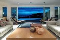 Villa with fantastic sea views