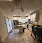 ONLY 8 Minutes away from Beaches