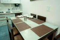 Peaceful 2 Bed 2 Bath Spacious Floor Available