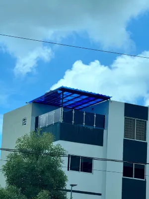 Modern apartment with jacuzzi Hotels in 