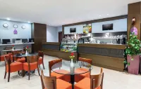 Razana Al Jubail - breakfast