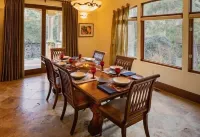 Mediterranean- style luxury Villa in Wine Country