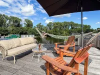 Stylish Water Villa with Private Roof Terrace & AC