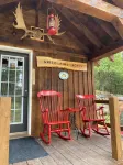 White Pine Acres Cozy couples cabin in lanark private on a large pond & pines