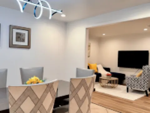 Charming 2-bedroom house in superb Rowland Heights with quite neighborhood Hotels in Rowland Heights