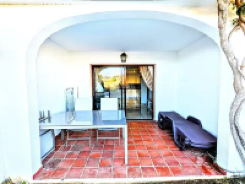 Heated Pool - Newly Refurbished - One Bed Apartment - Next to the Golf Course