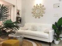 Shalom 2 :Luxe1Bhk/5mins drive to Thalassa /Pool