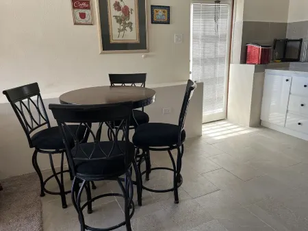 Abbe Garden Hideaway Отели в г. Manderley Gardens