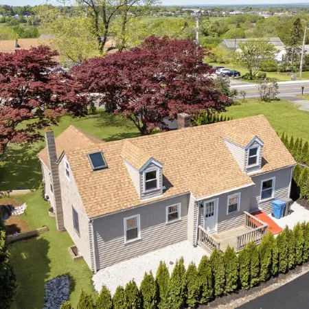Costal Cottage Retreat minutes from Newport RI