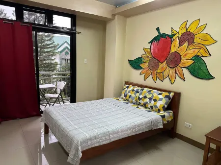 North 27 Hill Transient Rooms Near Microtel Inn and Victory Liner Baguio Отели рядом с достопримечательностью «Университет Кордиллерас в Кампо Либертад»