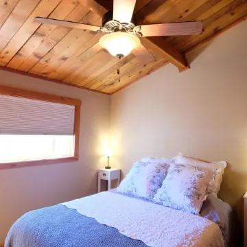 Mt Shasta's Stargazer Cabin