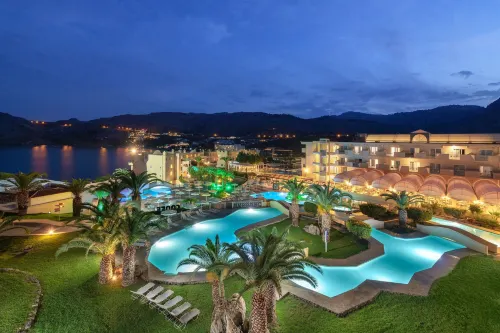 Lindos Royal Resort - Infinity Pools