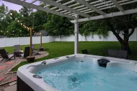 Entire Louisville Home w/Private Hot Tub - Quiet - Families - Extended Stays