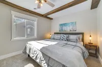 Cozy Waterfront Hale Cottage on Long Lake! - Wifi