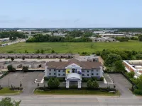 Spark by Hilton Guelph Hotels in Guelph