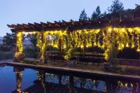 Gorgeous Views, Pool and Hot Tub, 12 mins to HB Plaza Hotels in Sonoma County