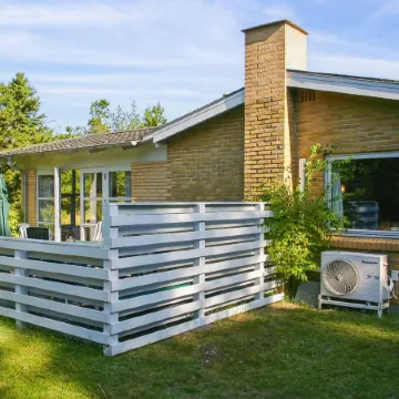 "Gisa" - 400m from the Sea