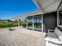 "Sigbrith" - 350m to the Fjord Hotels in Hemmet