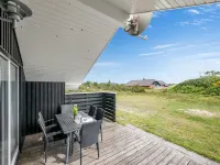 "Unni" -  from the Sea