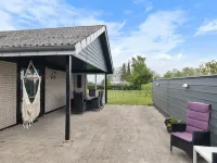 "Andine" - 250m from the sea Hotels in Nyborg