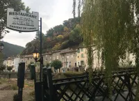 The Little Pink House beautifully elegant village home near Eau D Thermale Avène