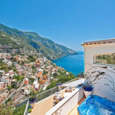Villa In Positano With Luxury Spa & Amazing View