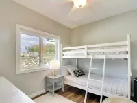 Pearl Lake Retreat w/ Dock & Stunning Views! Hotels in Becker County