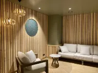 Hôtel Aux Vieux Remparts the Originals Relais