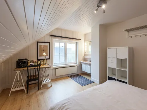 Beach Home with Bubble Bath - 2-Star